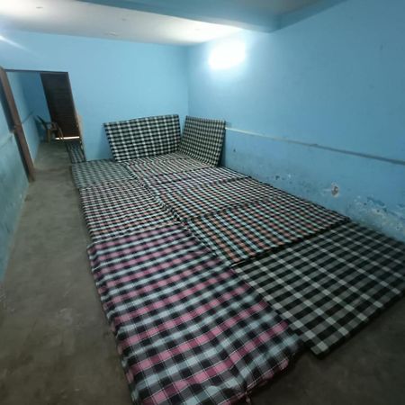 Хостел Shri Annapurna Dormitory Ramnagar  Екстер'єр фото